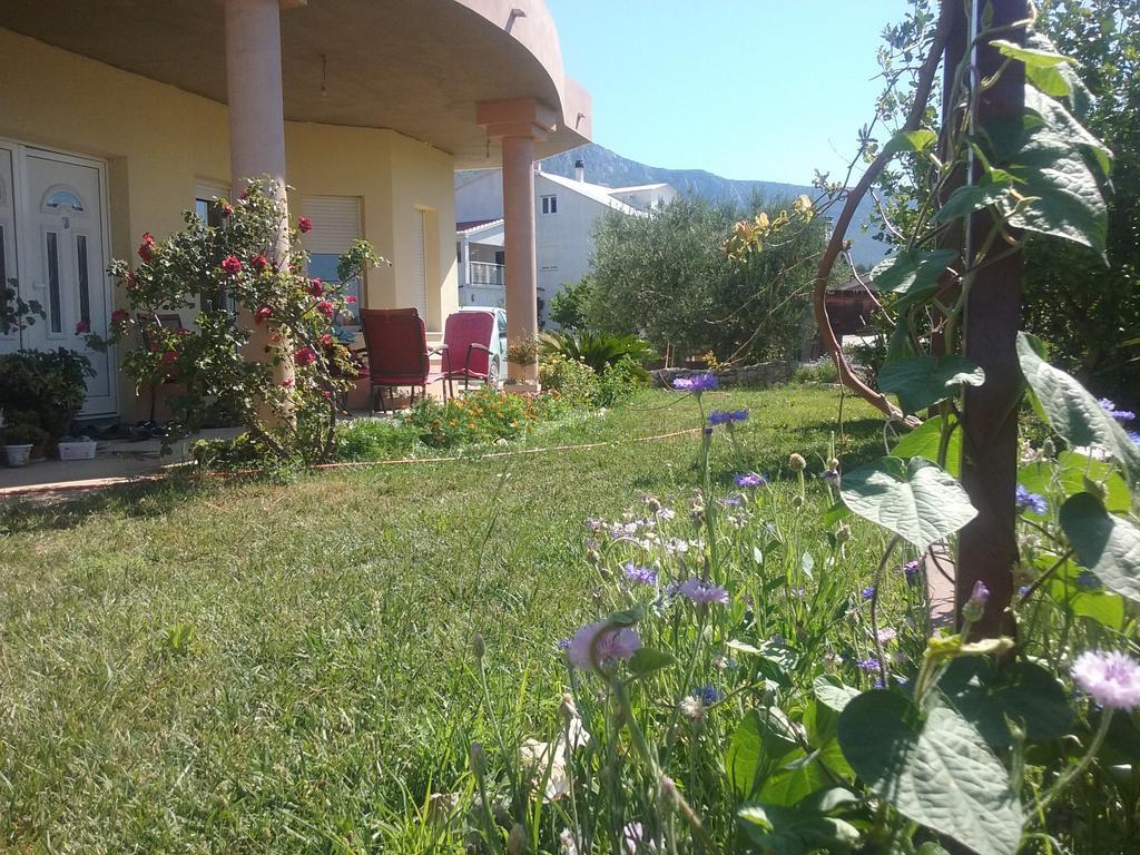 Apartment Andric Kastela Exterior photo